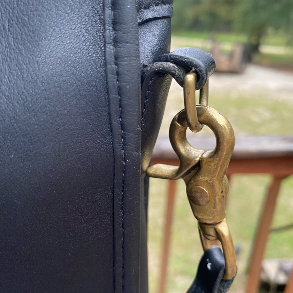 Vintage Coach Station Bag - Picture 5 of 16